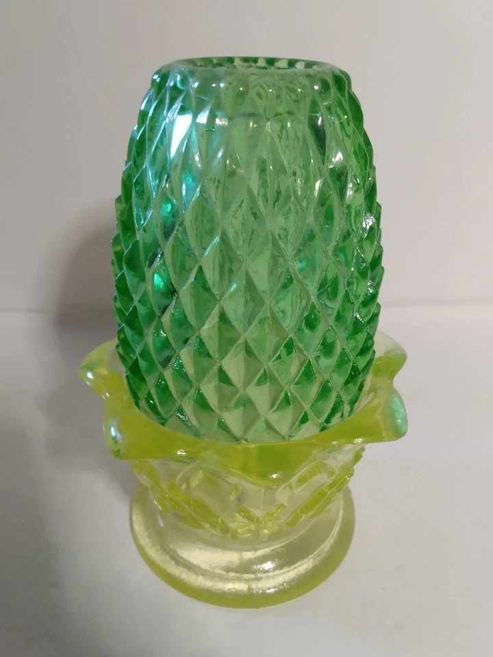VINTAGE RARE HTF Brooke Crescent Pineapple VASELINE YELLOW & GREEN 6" FAIRY LAMP - Image 2 of 4