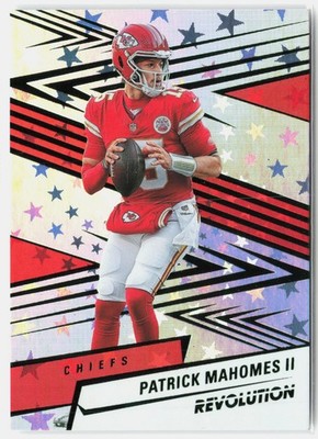 2025 Panini Revolution #8 Patrick Mahomes II Green Storm #/699