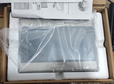 NEU       WEINTEK LABS MT6070IE -- MT6000 - MT6070iE