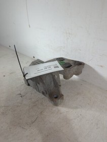 Mercedes A-class W176 Cdi 2012-2018 1461 Engine Mount (passenger Side) N34