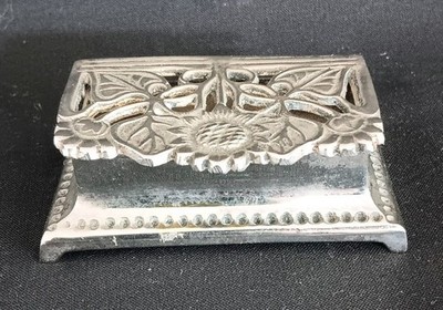 Jugendstil Stil Blumenmotiv Weißmetall Stempel Box. 8cm x 5cm x 2cm