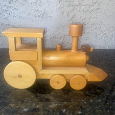 Vintage Wooden Train Engine 1983 5.5  tall, 10.5  long  2.5  wide.