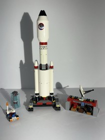 LEGO #3368 City - Space Center (2011) 99.9% Complete
