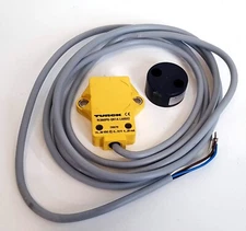 Turck Ri360P0-QR14-LiU5X2 contactless rotary inductive angle sensor 360° 24VDC