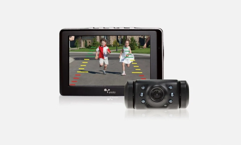 Yada Digital Wireless Backup Camera with 4.3" Dash Monitor (BT53328M-1) - Image 4 of 4