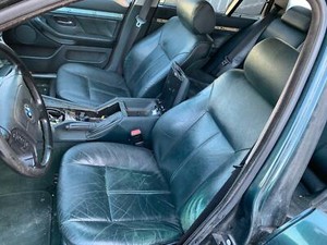 BMW E39 Touring Innenausstattung Leder Lederausstattung grün Ledersitze