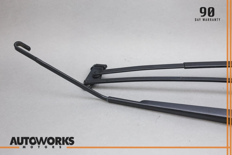 Комплект щеток стеклоочистителя переднего лобового стекла 03–08 Maserati Quattroporte M139 от оригинального производителя - Изображение 2 из 4