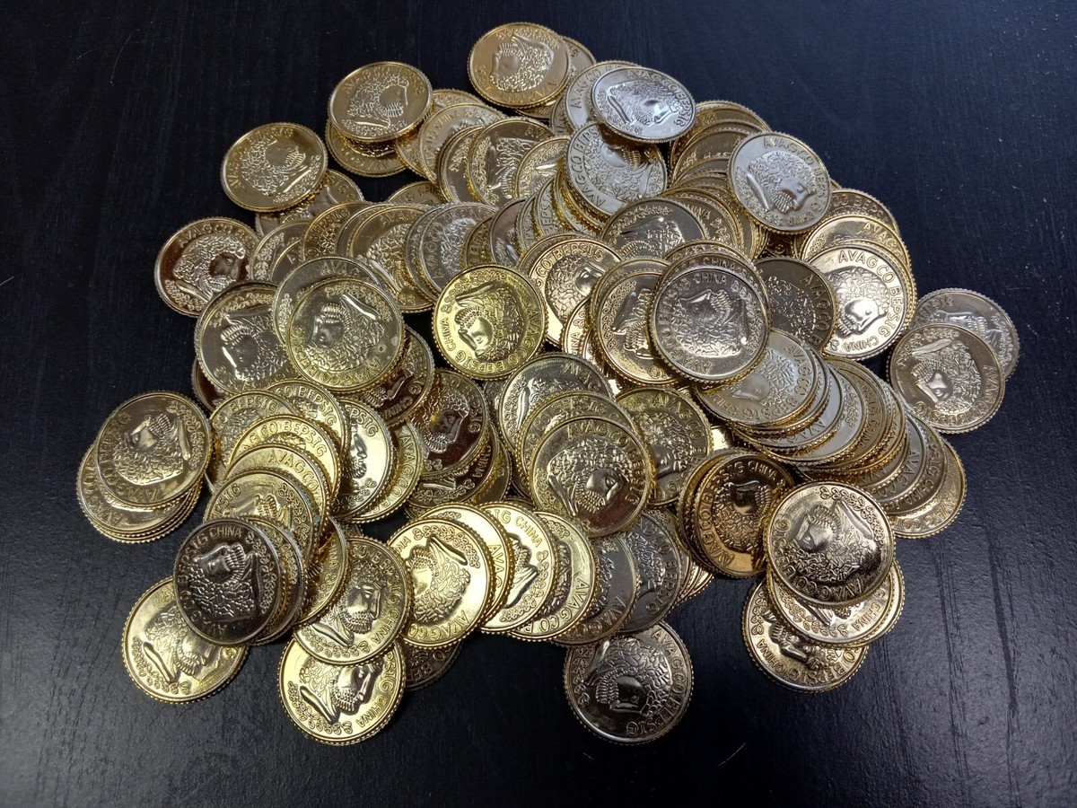 Gold Birthday Party Confetti 144 Plastic Gold Play Toy Coins Birthday Party  Favors Pinata Pirate Treasure