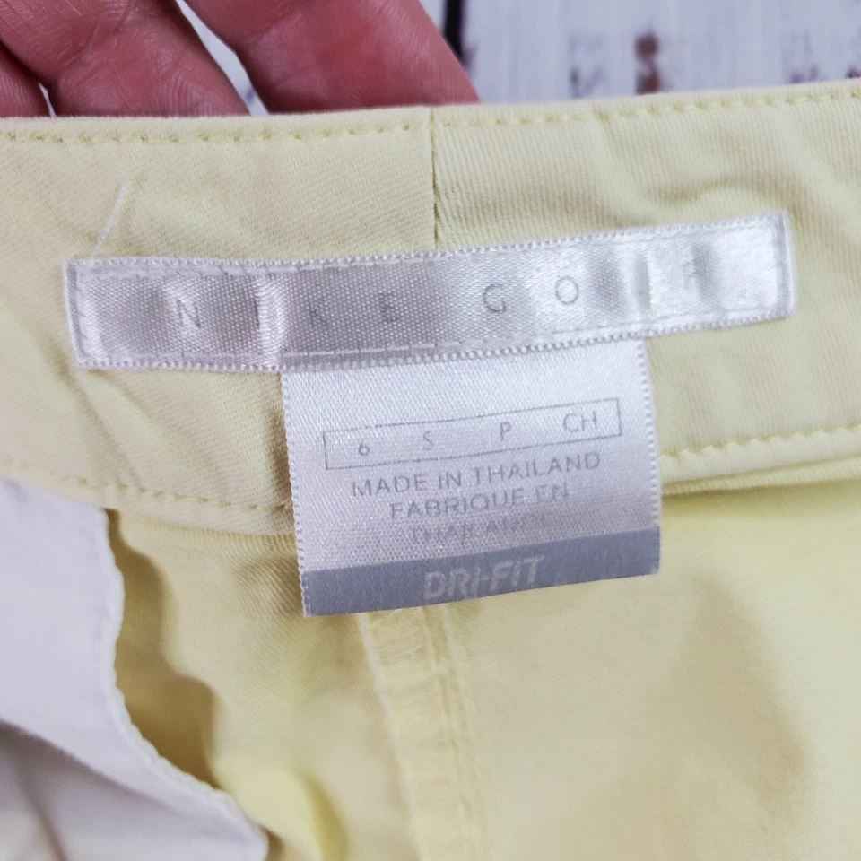 Pantalones Cortos de Golf Nike Para Mujer S 6 Amarillo Frente Plano Dri-Fit Bolsillos con Cremallera Básicos 4.5 pulgadas Foto 4 de 4