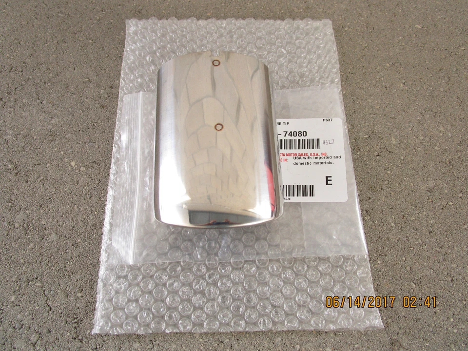 09 - 11 LEXUS GS350 GS450H GS460 STAINLESS STEEL EXHAUST TIP BRAND NEW - Image 2 of 4