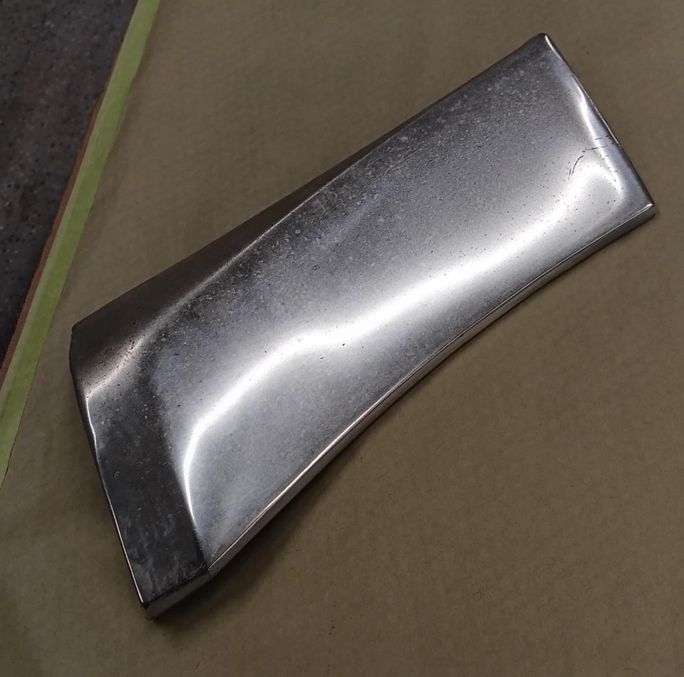 Chevrolet El Camino GMC Sprint 1973-77 derecha fabricante de equipos originales guardabarros usado moldura inferior Foto 3 de 4