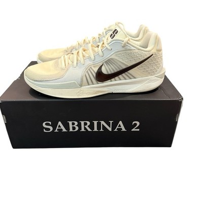 Nike Sabrina 2  Relentless  Mens Size 11 Basketball Shoes Coconut Brown EUC