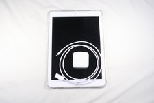 Apple iPad 6th Generation A1893 32GB, Wi-Fi, 9.7" 2018