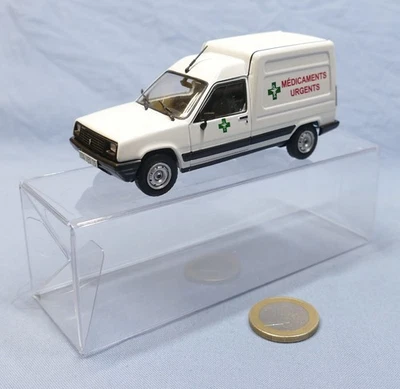 Altaya Ixo UH 1/43 : Renault Express Fourgonnette "Medicaments Urgents" - Photo 1/4