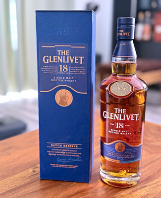 The Glenlivet 18 Jahre Single Malt Scotch Whisky Batch Reserve Flasche mit Box