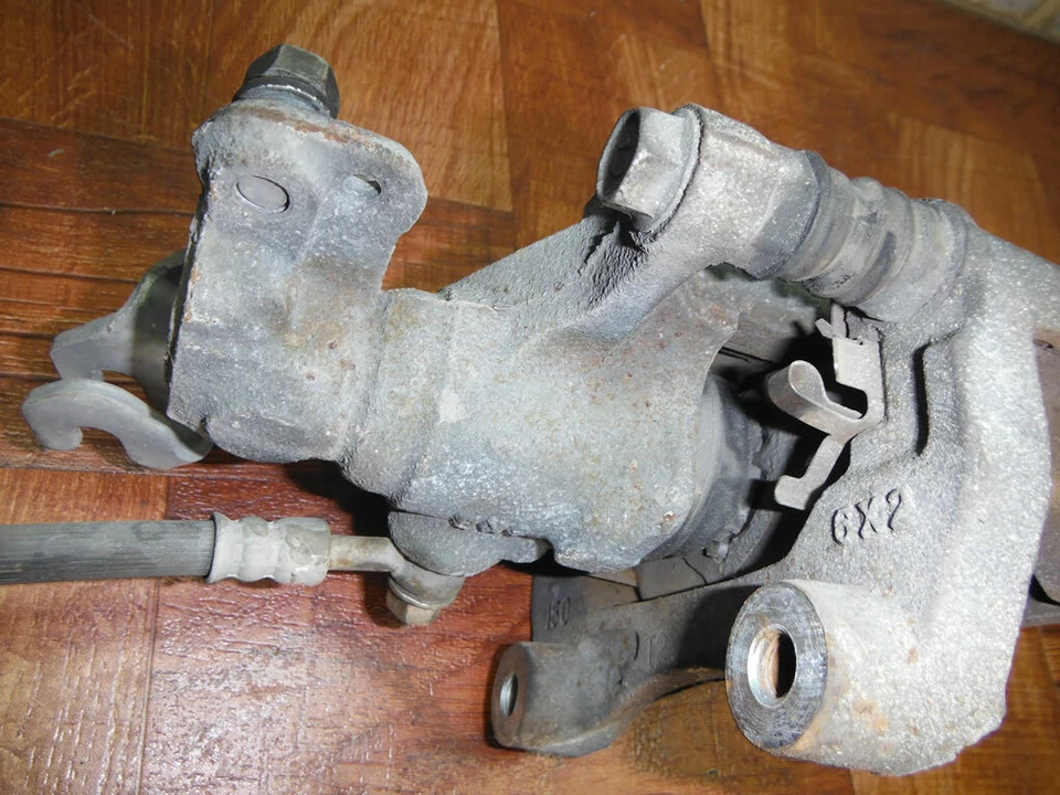 06-09 PINZA FRENO TRASERO IZQUIERDO FORD FUSION MERCURY MILAN Foto 4 de 4