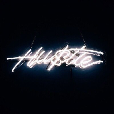 20''x8'' Hustle White Text Acrylic Neon Sign Light Lamp Visual Pub Room Wall QL