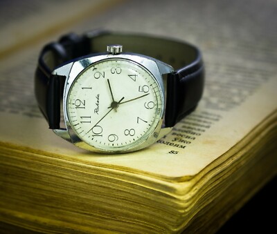 Raketa Watch Mechanical Men's Wristwatch Classic Vintage USSR watch