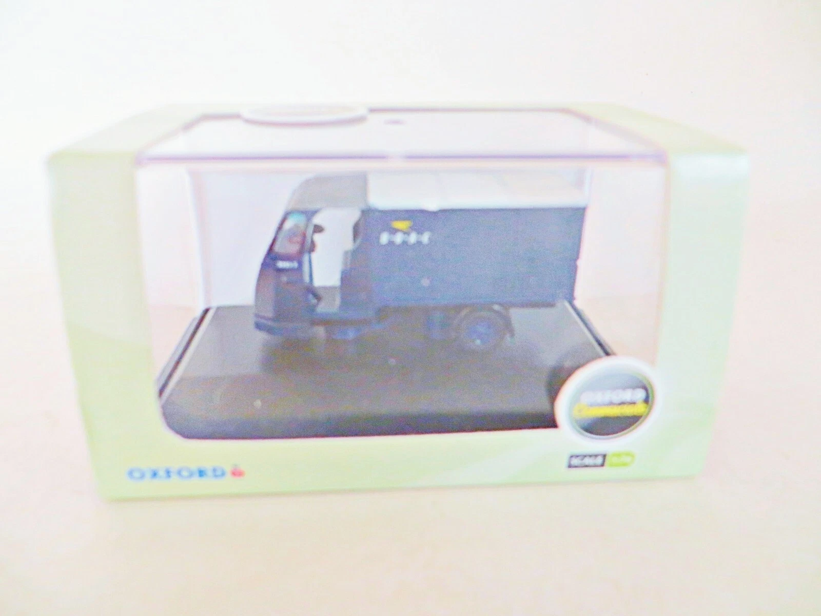 VANS OXFORD PRESSOCAST 76WE006 'GALLES & EDWARDS BOAC STANDARD VAN' 1:76 NUOVO CON SCATOLA'