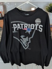 NFL Team Apparel Men’s Black New England Patriots L/S Shirt REFLECTIVE Logo XL