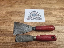 Vintage Red Devil Putty Knife Lot, 1-1/4” & 2-3/4"