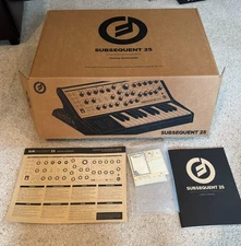 MOOG Subsequent 25 Analog Synthesizer