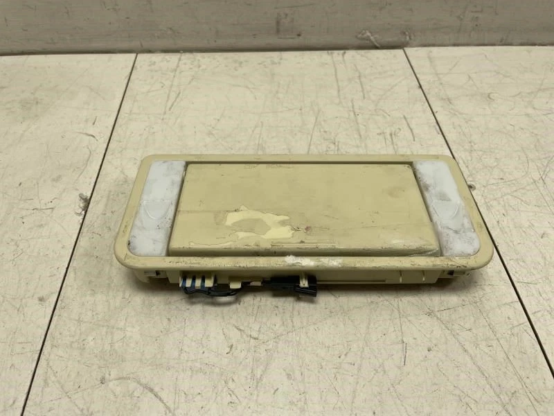 AUDI A8L 2003 2010 4,2 QUATTRO TRASERO IZQUIERDO LADO DEL CONDUCTOR LUZ DOMO SUPERIOR OEM+ Foto 4 de 4