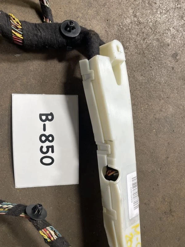 Mini Cooper HT R56 2007 carrocería interior y motor caja de fusibles arnés de cables OEM+ Foto 3 de 4