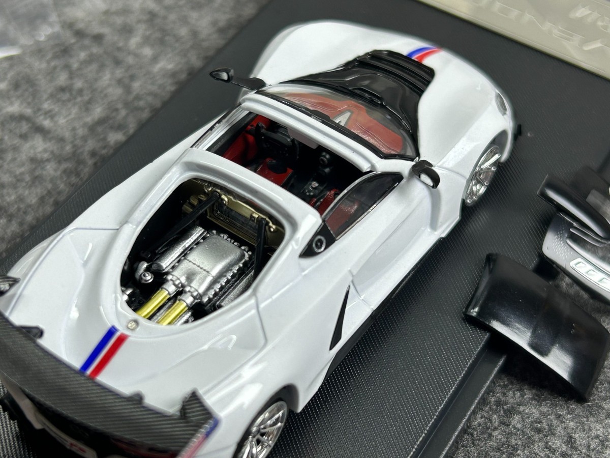 1/64 Limited Edition Hennessey Venom F5 Open Alloy Car Model Gift