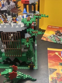 Lego Castle Fire Breathing Fortress 6082 100% Complete W/Box & Instructions