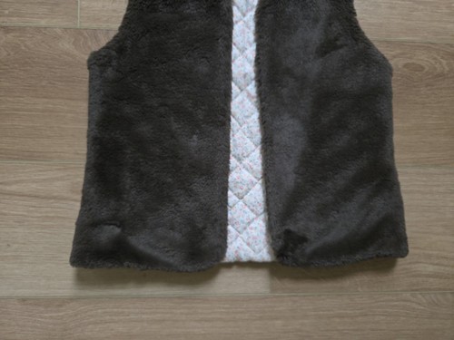 La Coqueta Kids Girls Green Vest Size 9Y - Picture 4 of 7