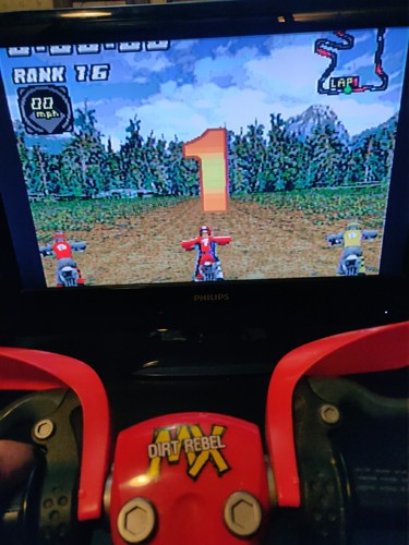 Hasbro 2005 MX DIRT REBEL Motocross Divertente Interattivo Plug n Play Videogioco TV - Foto 6 di 7