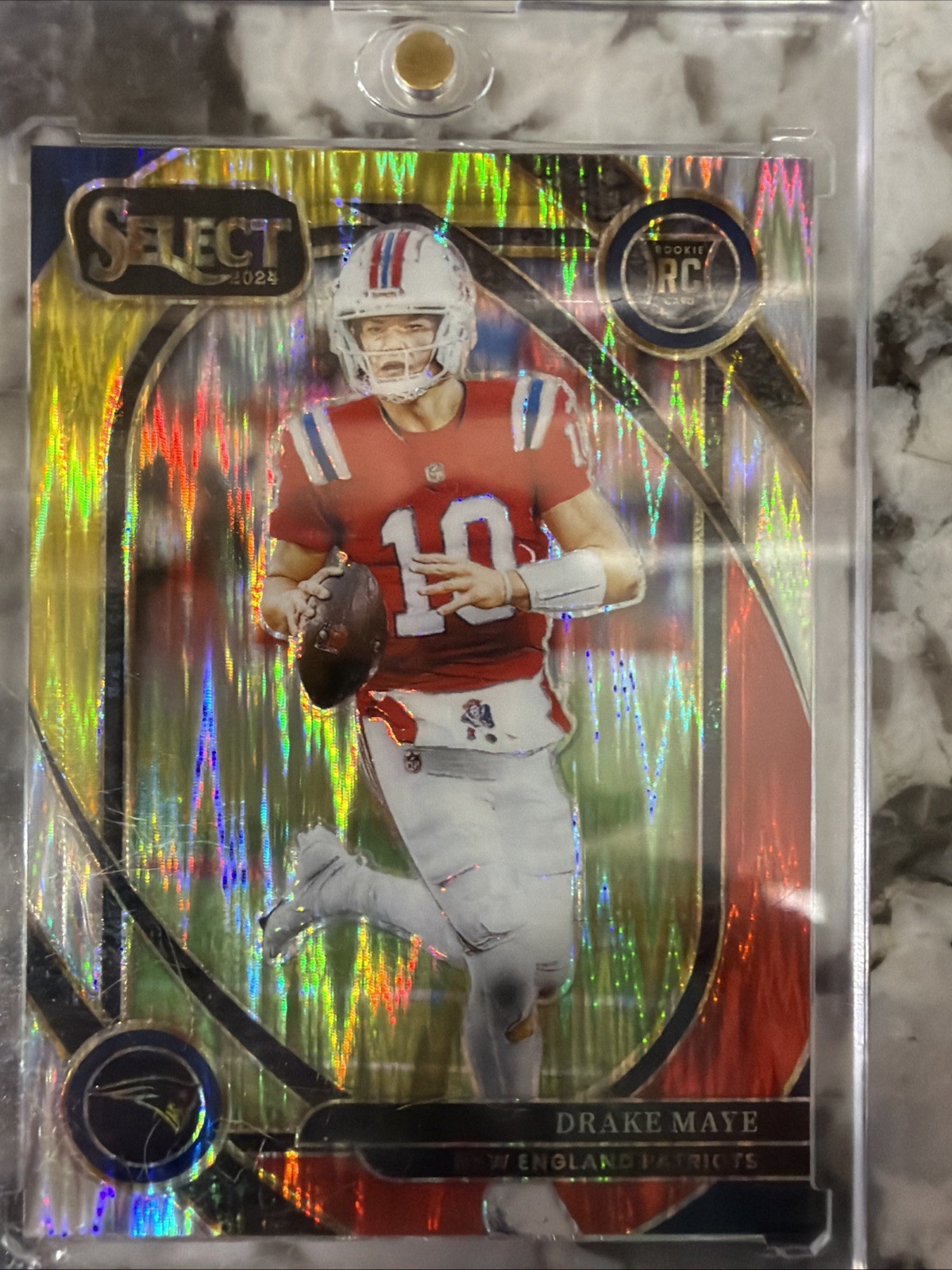 2024 Panini Select - Club Level Drake Maye #218 Red & Yellow Shock Prizm (RC)