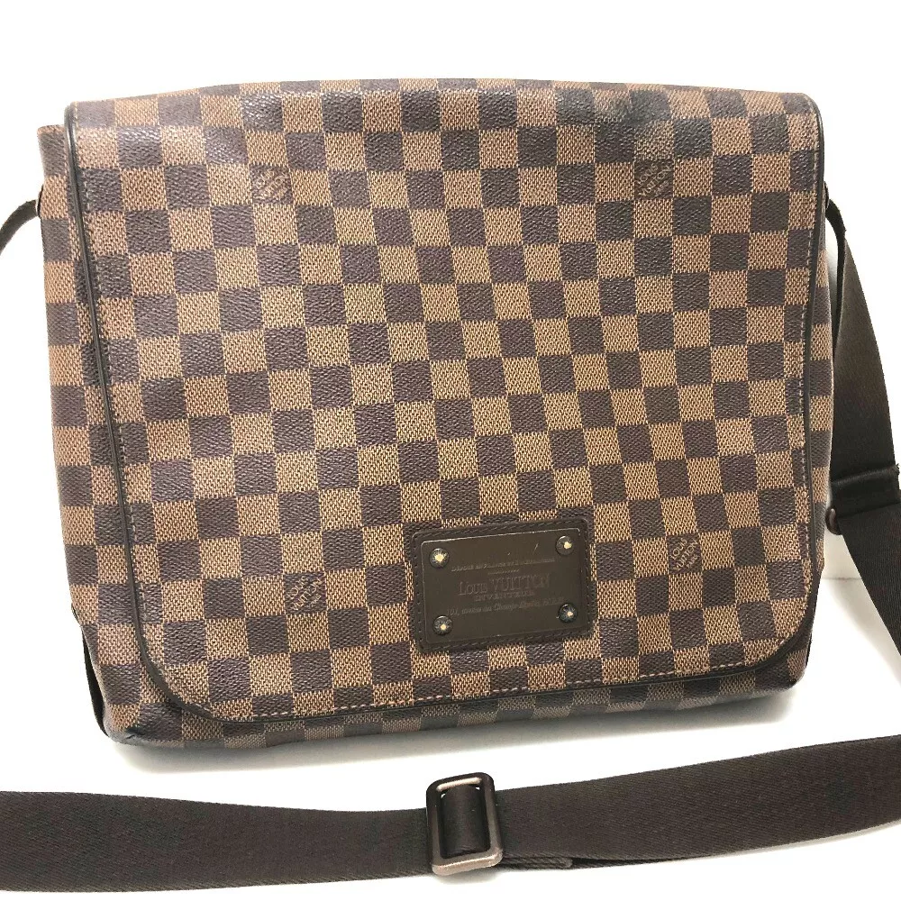 LOUIS VUITTON N51211 Damier Brooklyn MM Messenger Bag Shoulder Bag