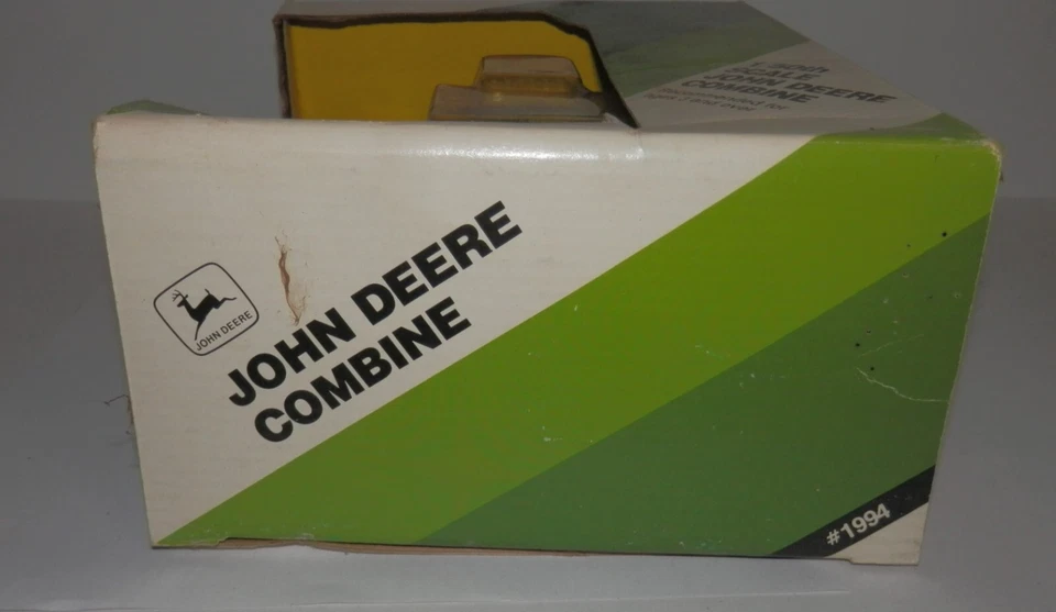 Ertl 1:50 John Deere Hydra/4 Combine with Box $1994 NIB - Image 3 of 4