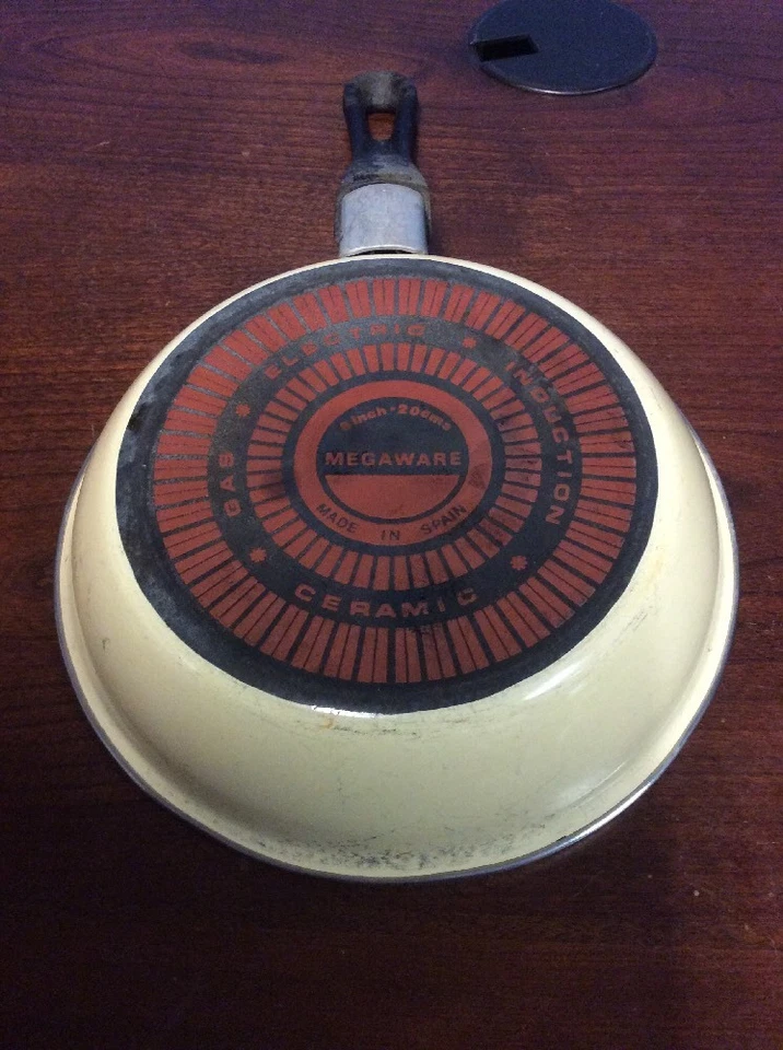 8" MegaWare Induction Ceramic Electric Gas Cook Pan PreownedKitchen - Image 2 of 4