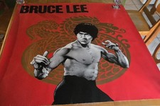 Ultimate Guide to Bruce Lee Collectibles and Memorabilia 40