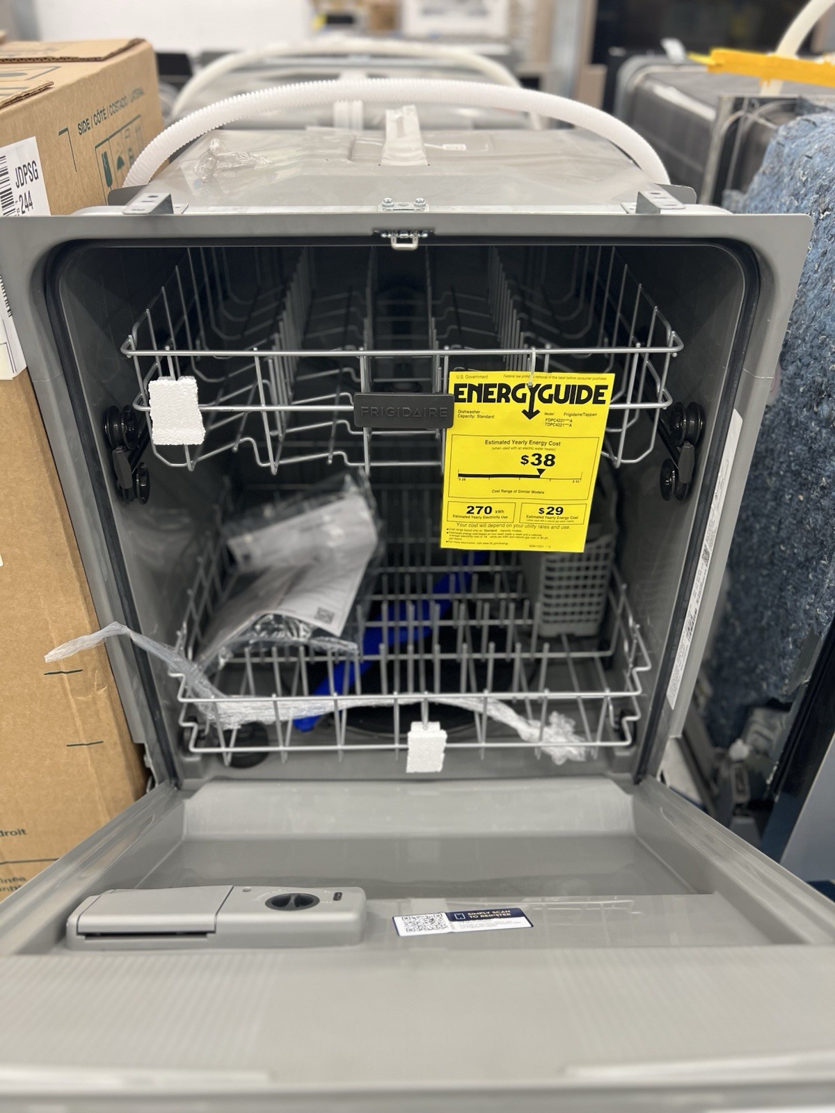 Frigidaire FDPC4221AS 24 Inch Full Console Dishwasher 2