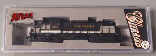 Locomotora diésel Atlas 42107 escala N Southern Railway RS-3 #2133 LN/caja | Condition: Used