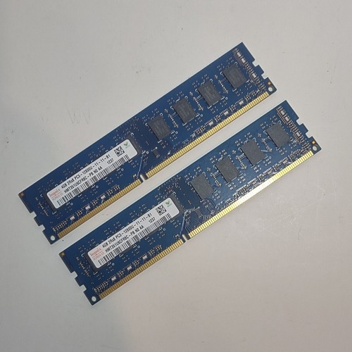 Barrette Mémoire Hynix 4Go DDR3 1600MHz ECC - PC3-12800, Neuve (ouverte)