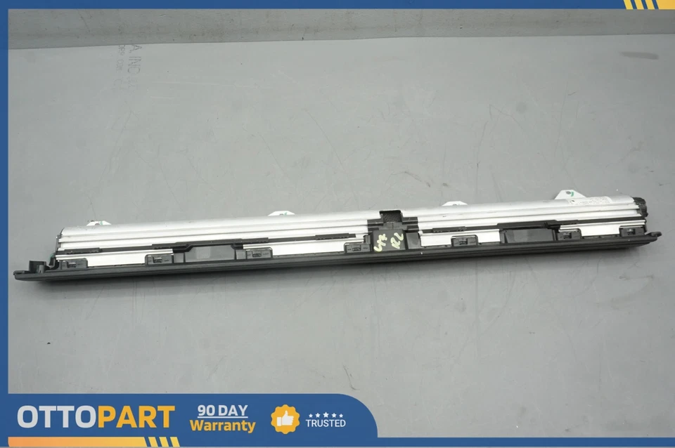 2013-2019 BMW 650i GRAN COUPE Rear Left Side Door Window Sun shade OEM 7288147 - Image 3 of 4