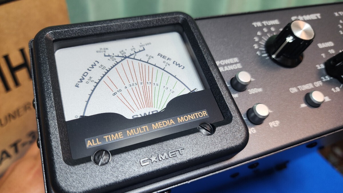 Tuner D’antenne Manuel COMET CAT-300 – 1,8-50 MHz, 200W, Radio Amateur (occasion)