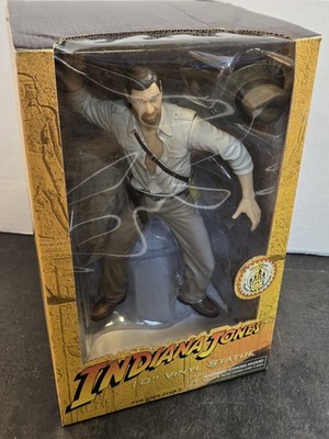 2003 NEW INDIANA JONES 10'' VINYL STATUE DISNEY THEME PARK EXCLUSIVE COOL