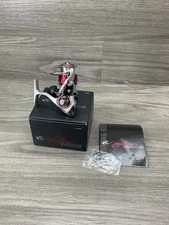 Bass Pro Shops JPT2000 Johnny Morris Platinum Signature Spinning Reel 6.0:1 