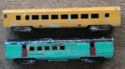 HO blk/grn & yellow  Railroad Passenger Coach Train Cars  hobby-like 