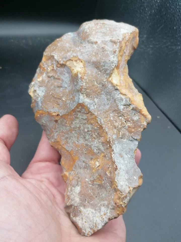 France Lower Paleolithic 444g Handaxe Biface Marks of fire Heidelbergensis - Image 4 of 4