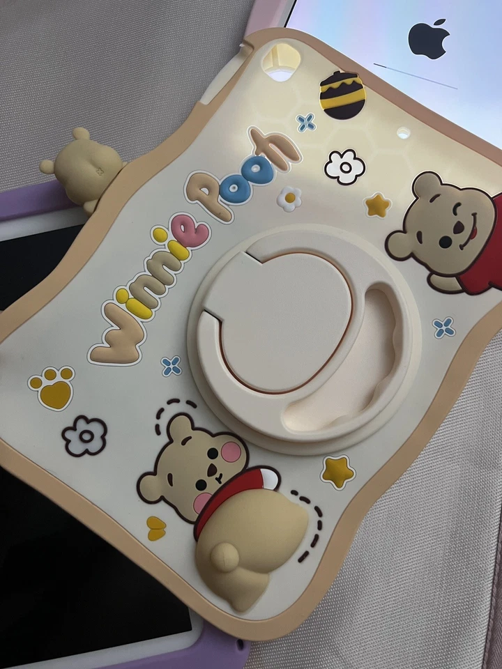 Winnie The Pooh TabletCase For Apple iPad 5/6 New Stand - Image 2 of 4