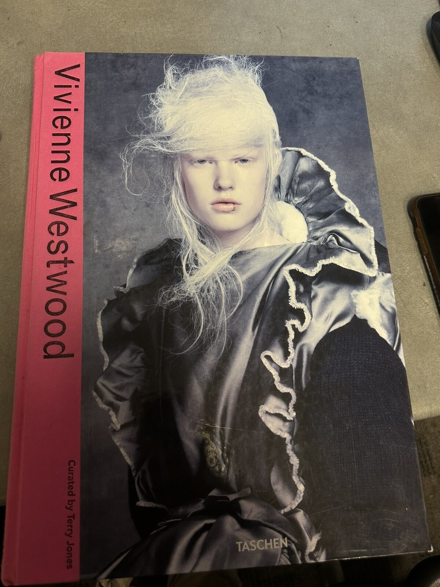 洋書 Vivienne Westwood: 40 Years in Fashion The Story so Far | Vivienne Westwood®