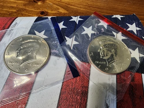 1997 P+D KENNEDY HALF UNCIRCULATED STILL IN MINT CELLO **FREE SHIPPING**