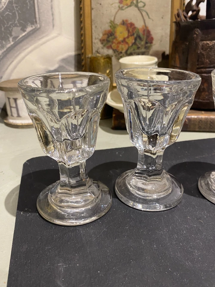 4 Anciens Verres à pied De Bistrot, liqueur, très épais, petite taille - Photo 4/4